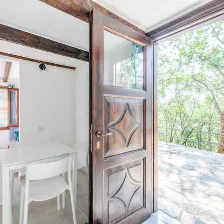 Cottage 5 Deluxe
